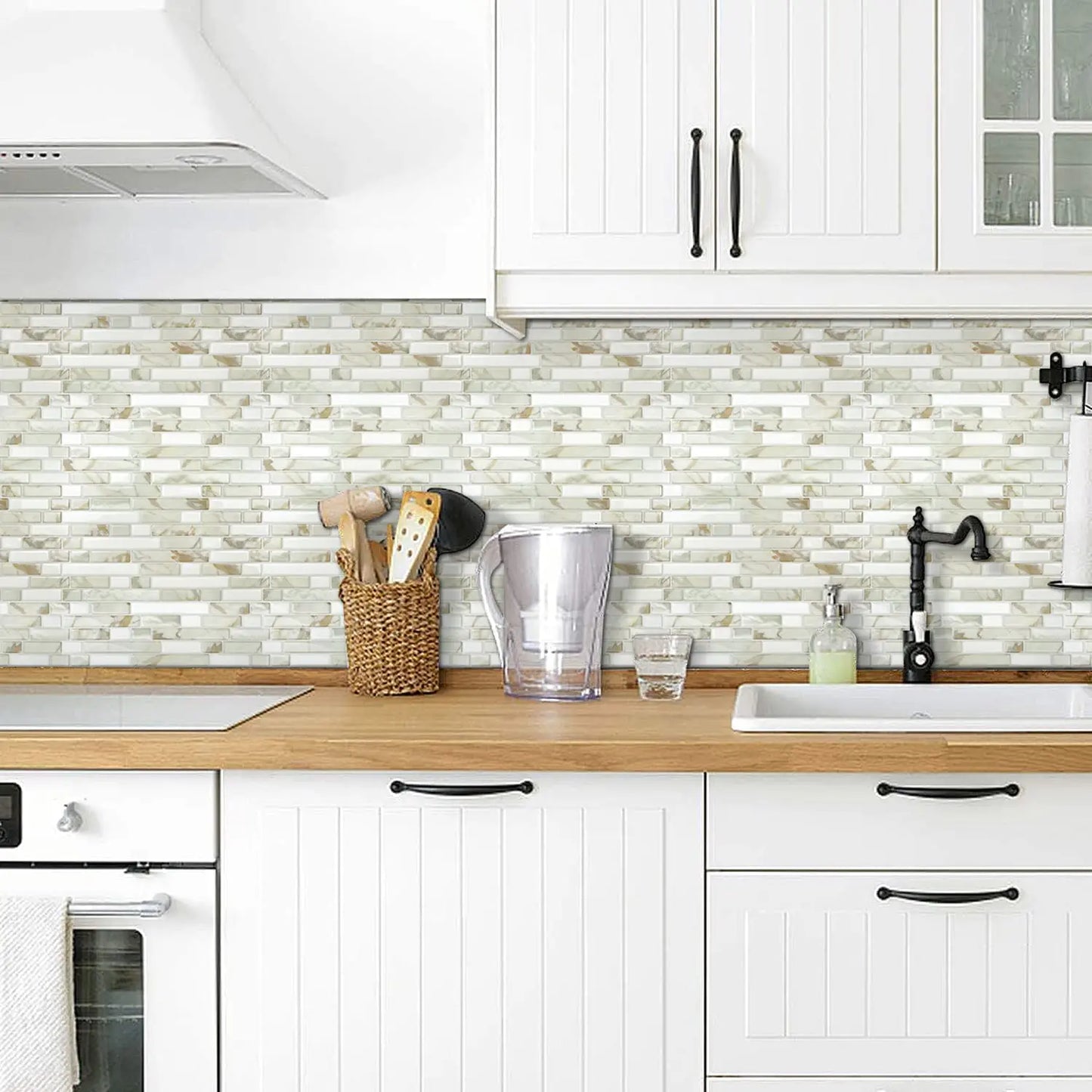 Linear Blend Backsplash - Faux Calacatta Marble