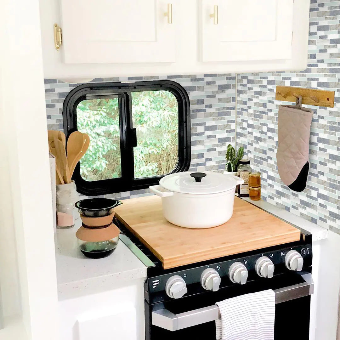 Vamos Tile Linear Blend - Light Blue